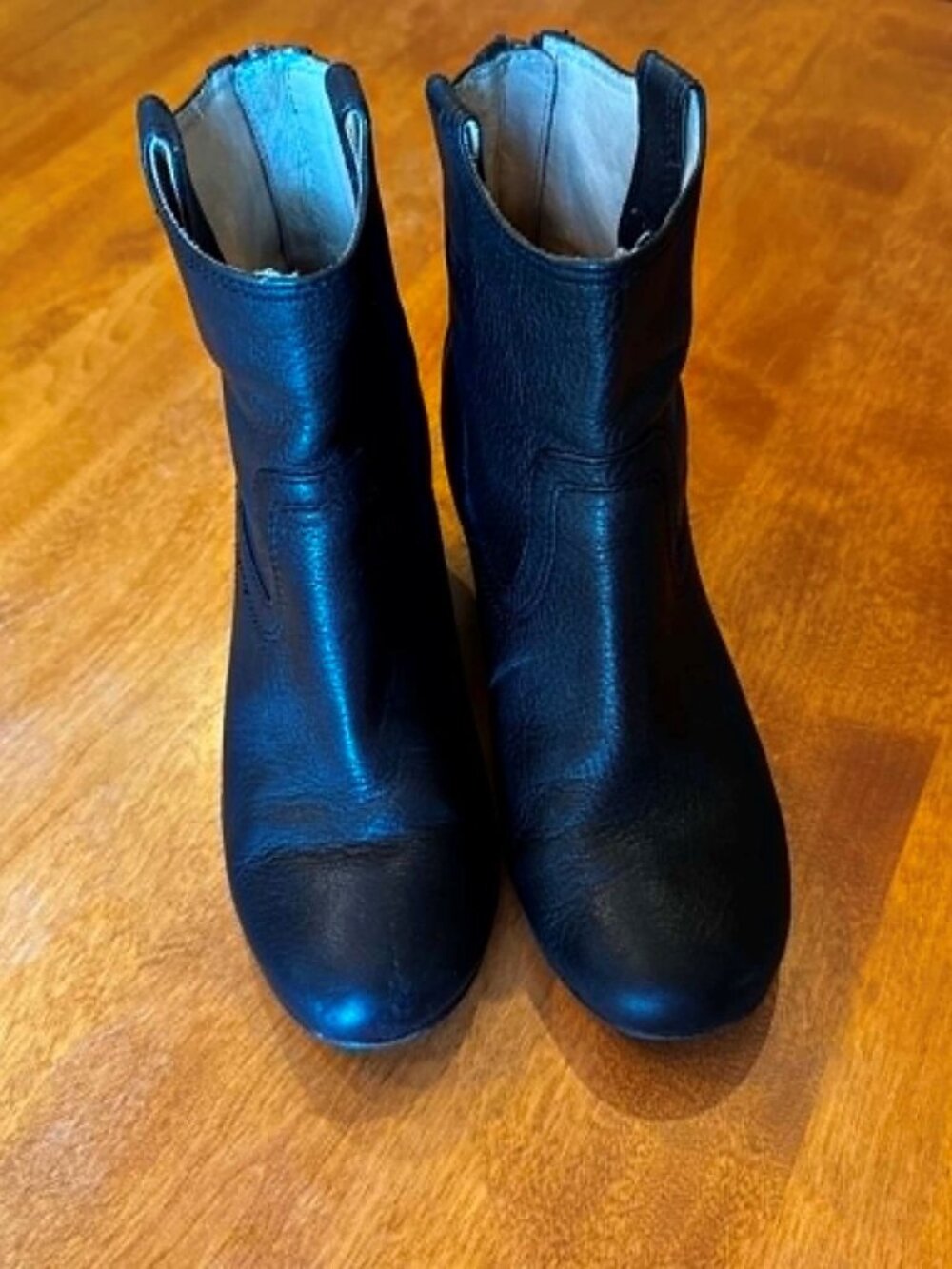 Frye Black Leather Wedge Ankle Boots • Size 6.5 - Picture 9 of 11